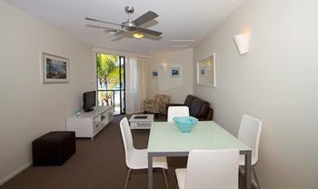 Beach Retreat Coolum - Accommodation Sunshine Coast 44