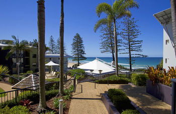 Beach Retreat Coolum - Accommodation Sunshine Coast 52
