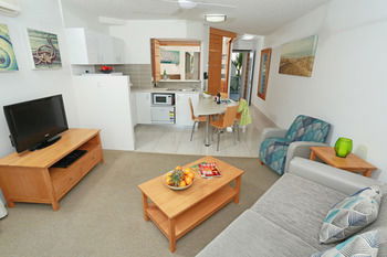 Beach Club Resort - Accommodation Sunshine Coast 12