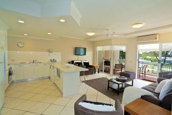 Noosa Riviera - Accommodation Sunshine Coast 15