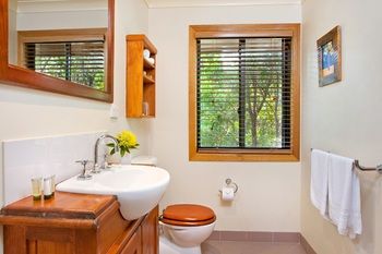 Lake Weyba Cottages Noosa - Accommodation Sunshine Coast 10