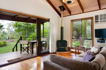 Lake Weyba Cottages Noosa - Accommodation Sunshine Coast 29