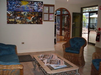 El Lago Waters Motel - Accommodation Sunshine Coast 2