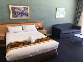 El Lago Waters Motel - Accommodation Sunshine Coast 11