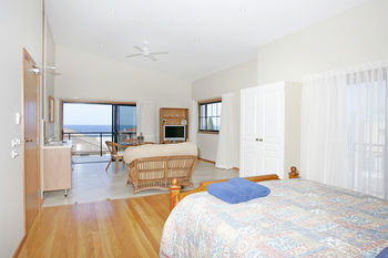 Lavender House B&B - Accommodation Sunshine Coast 5