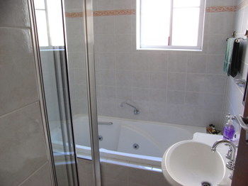 Lavender House B&B - Accommodation Sunshine Coast 9