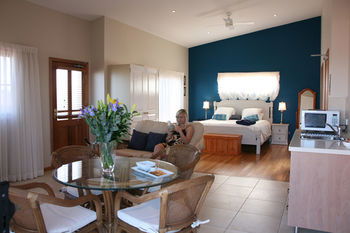 Lavender House B&B - Accommodation Sunshine Coast 12