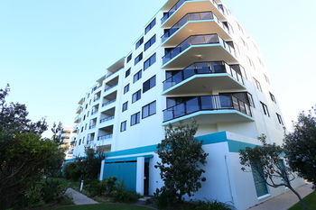 San Marino By The Sea Apartments - Accommodation Sunshine Coast 4