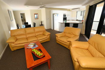 San Marino By The Sea Apartments - Accommodation Sunshine Coast 39