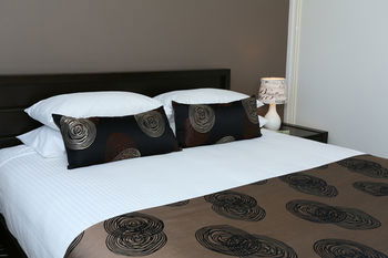 San Marino By The Sea Apartments - Accommodation Sunshine Coast 79