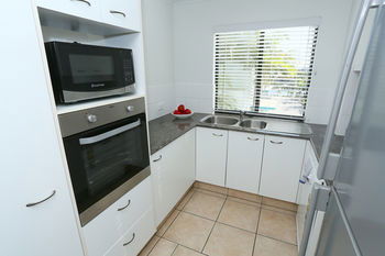 San Marino By The Sea Apartments - Accommodation Sunshine Coast 92
