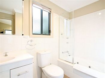 Gateway Lifestyle The Pines - Accommodation Sunshine Coast 3