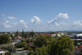 Beachside Resort - Kawana Waters - Accommodation Sunshine Coast 7