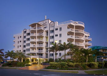 Beachside Resort - Kawana Waters - Accommodation Sunshine Coast 25