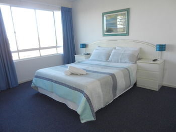 Beachside Resort - Kawana Waters - Accommodation Sunshine Coast 28