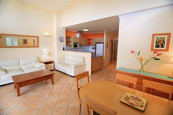 Twin Quays Noosa Resort - Accommodation Sunshine Coast 3