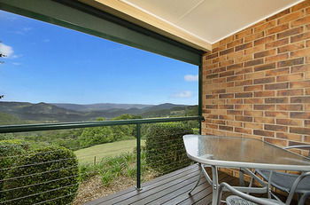 Artisan Spa Views - Accommodation Sunshine Coast 6