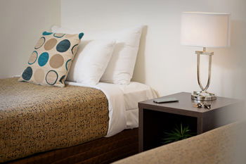 Apartments @ Glen Waverley - Accommodation Sunshine Coast 7