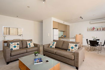 Apartments @ Glen Waverley - Accommodation Sunshine Coast 9