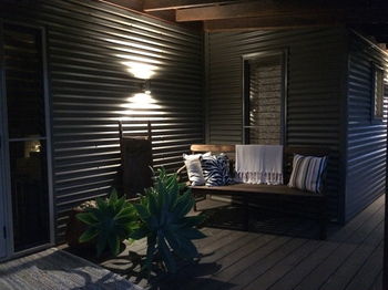 Lilies Luxury Retreats - Accommodation Sunshine Coast 23