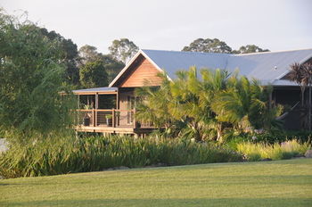 Lilies Luxury Retreats - Accommodation Sunshine Coast 24