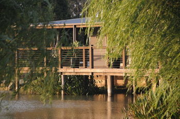 Lilies Luxury Retreats - Accommodation Sunshine Coast 25