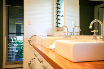 Lilies Luxury Retreats - Accommodation Sunshine Coast 28