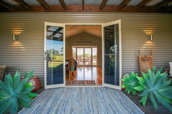 Lilies Luxury Retreats - Accommodation Sunshine Coast 29