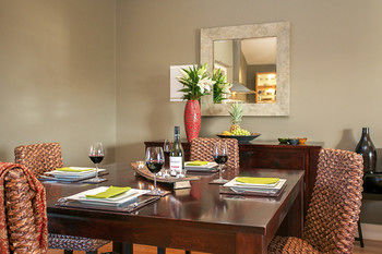 Lilies Luxury Retreats - Accommodation Sunshine Coast 33