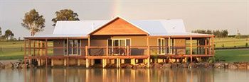 Lilies Luxury Retreats - Accommodation Sunshine Coast 5