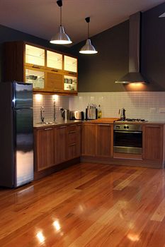 Lilies Luxury Retreats - Accommodation Sunshine Coast 10