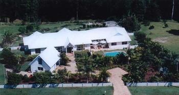 Ninderry Manor Luxury Retreat - Accommodation Sunshine Coast 0
