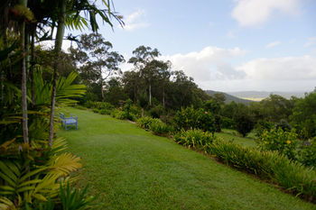 Ninderry Manor Luxury Retreat - Accommodation Sunshine Coast 6