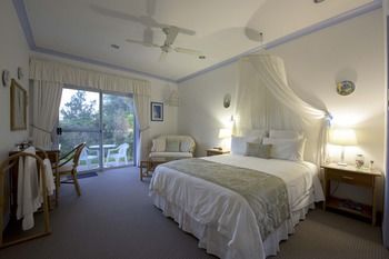 Ninderry Manor Luxury Retreat - Accommodation Sunshine Coast 10