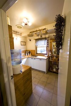 Montville Attic - Accommodation Sunshine Coast 2