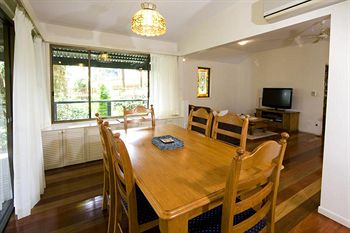 Montville Attic - Accommodation Sunshine Coast 16