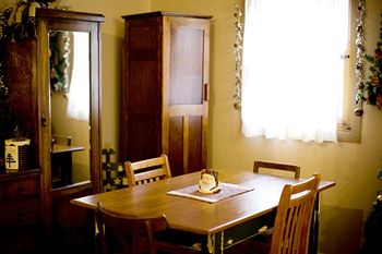 Montville Attic - Accommodation Sunshine Coast 19