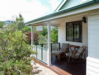 A Room With A View Bed & Breakfast - Accommodation Sunshine Coast 4