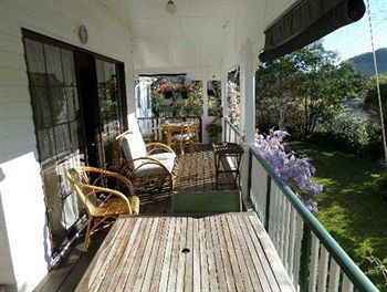 A Room With A View Bed & Breakfast - Accommodation Sunshine Coast 5