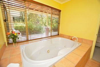 House Of Laurels - Accommodation Sunshine Coast 42