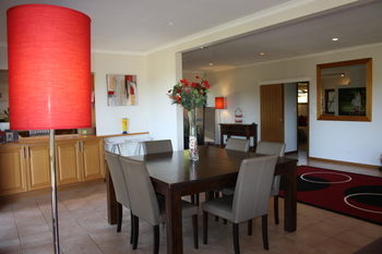 House Of Laurels - Accommodation Sunshine Coast 51