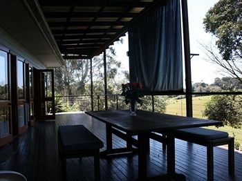 House Of Laurels - Accommodation Sunshine Coast 6
