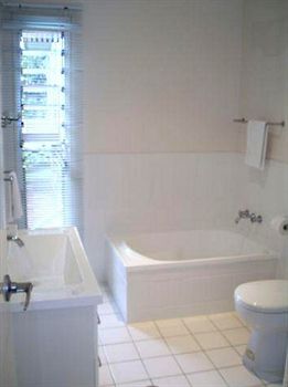 House Of Laurels - Accommodation Sunshine Coast 7