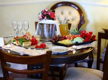 House Of Laurels - Accommodation Sunshine Coast 10