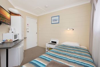 Caloundra City Centre Motel - Accommodation Sunshine Coast 24