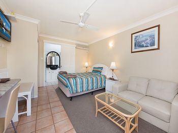 Caloundra City Centre Motel - Accommodation Sunshine Coast 31