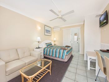Caloundra City Centre Motel - Accommodation Sunshine Coast 33