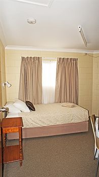 Caloundra City Centre Motel - Accommodation Sunshine Coast 4