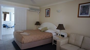 Caloundra City Centre Motel - Accommodation Sunshine Coast 13