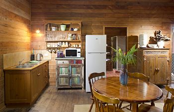 Glass House Mountains Ecolodge - Accommodation Sunshine Coast 27